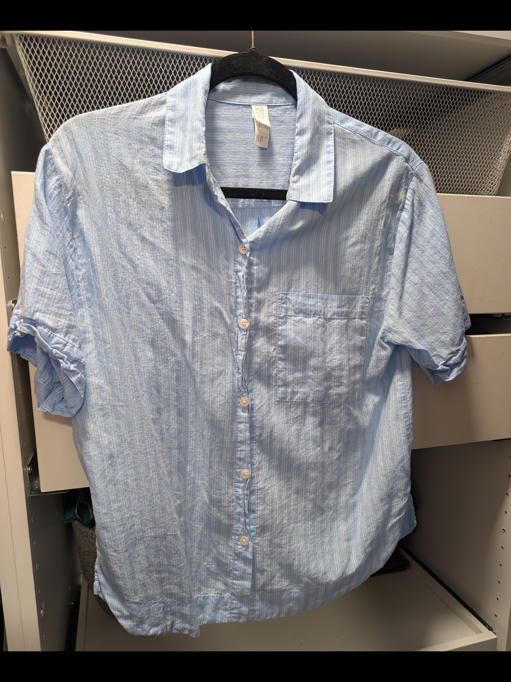 Stars Above Light Blue Women's Short-Sleeve Button-Up Shirt